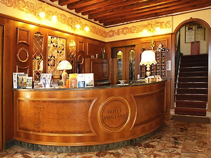 Hotel Fontana Венеция Екстериор снимка